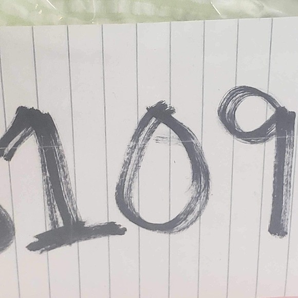 Chicos Tunic Shirt Women’s Size 1 US Medium M Purple Geometric Ikat Zip Back - Picture 9 of 10